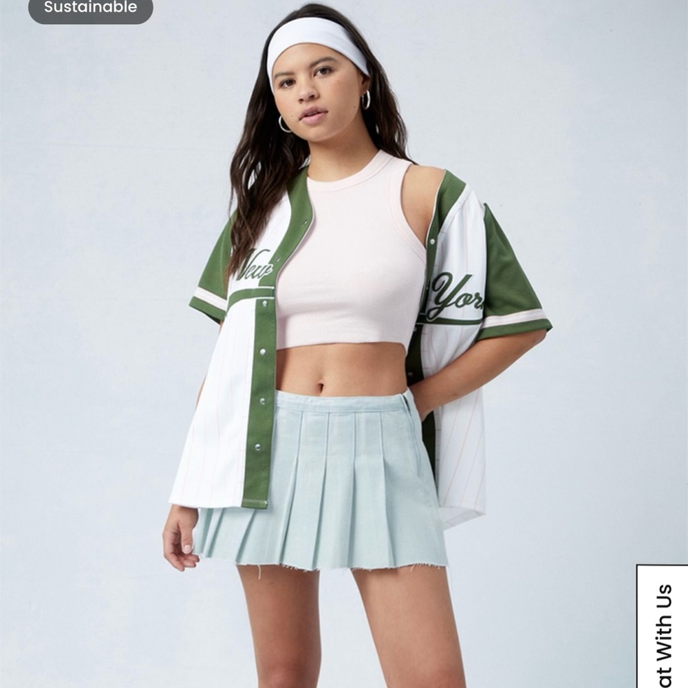 NWT! PacSun Pleated Light Denim Mini Skirt